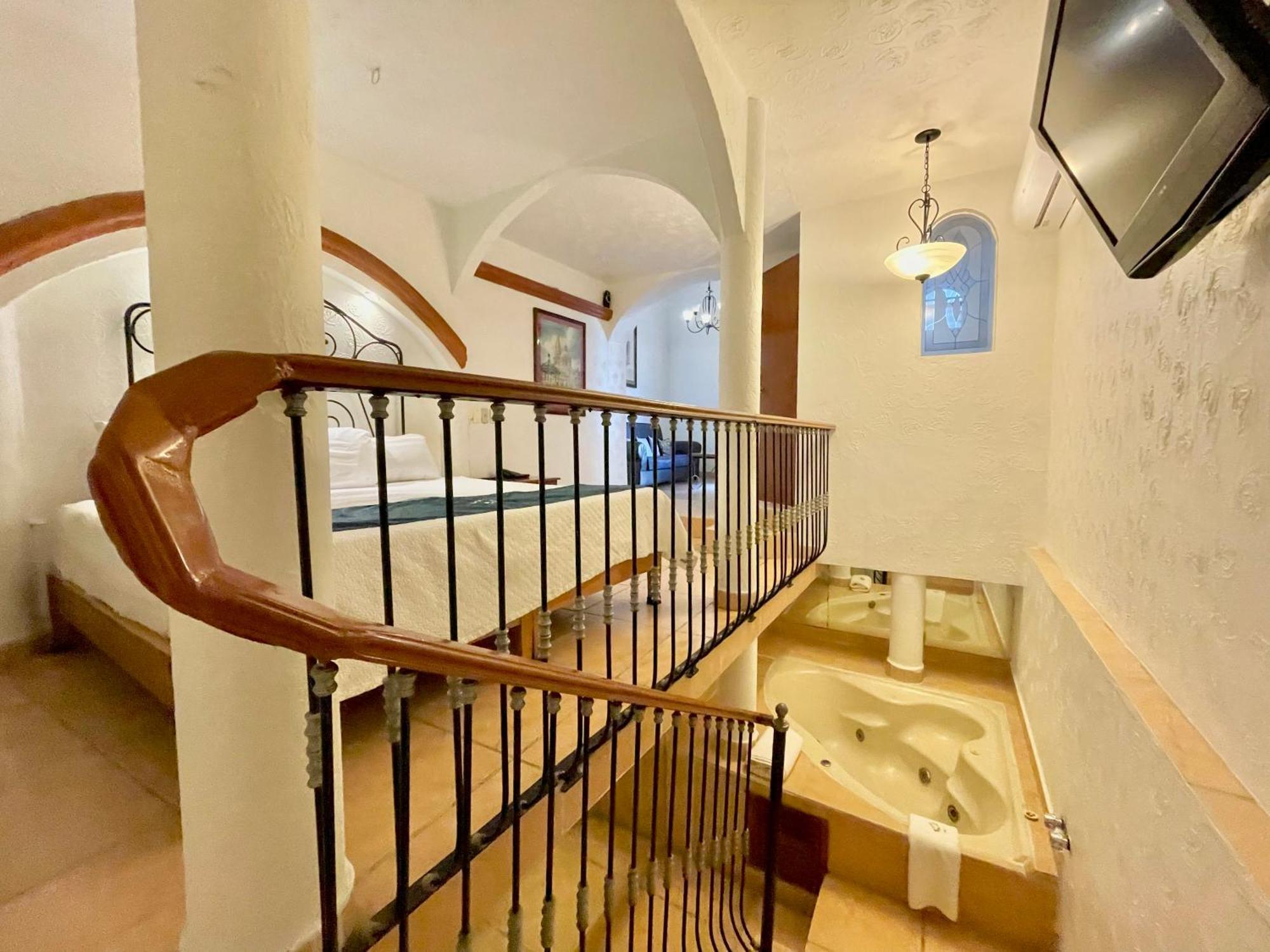 Hotel Frances Guadalajara Eksteriør bilde
