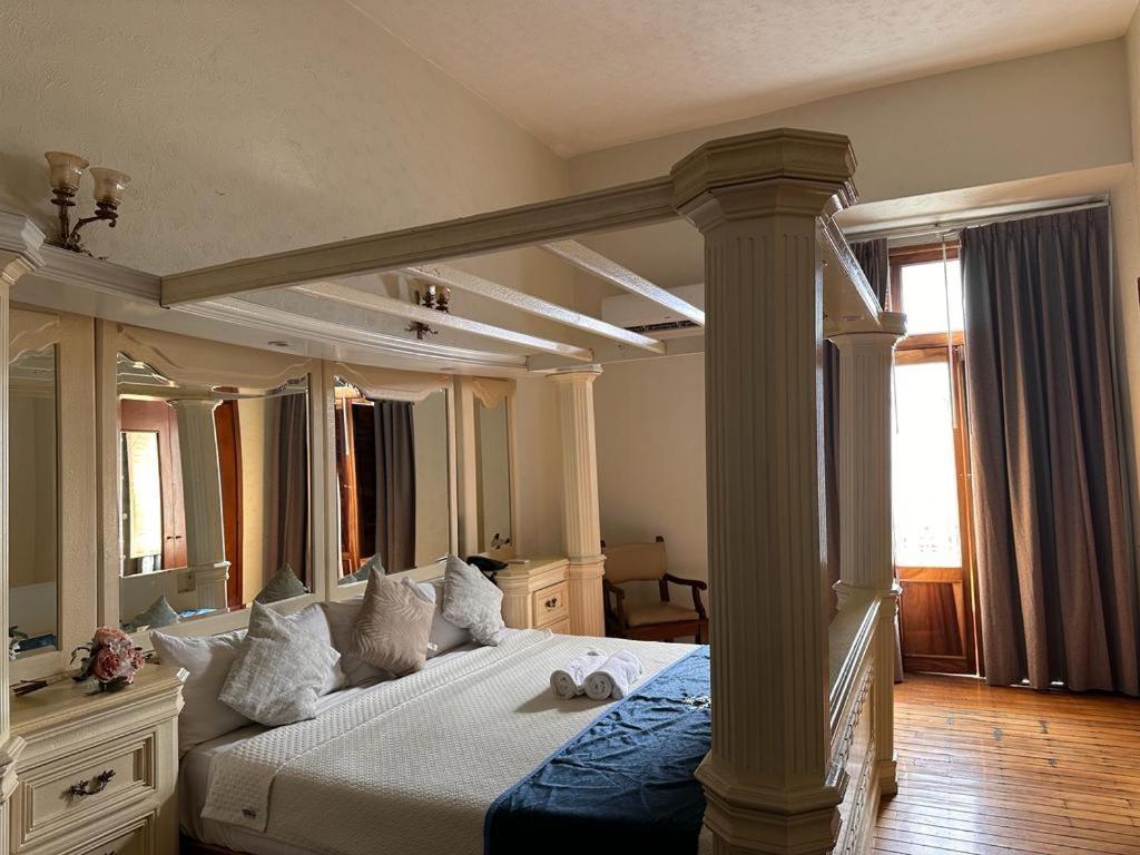 Hotel Frances Guadalajara Eksteriør bilde