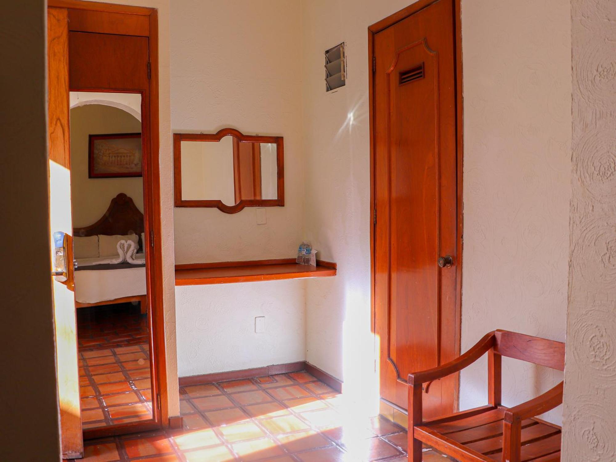 Hotel Frances Guadalajara Eksteriør bilde